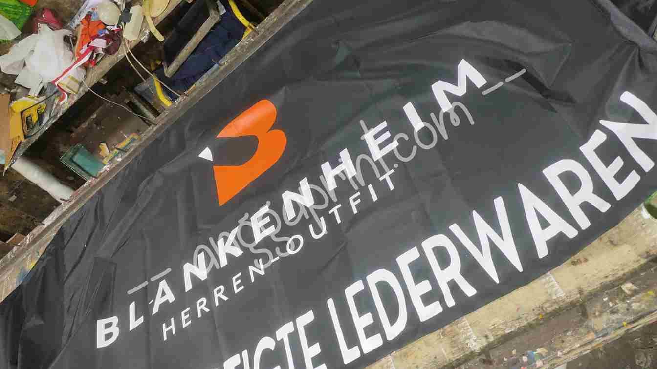 Sablon Tenda Custom, Tahan Cuaca, Branding Tajam, Siap Pakai (6)
