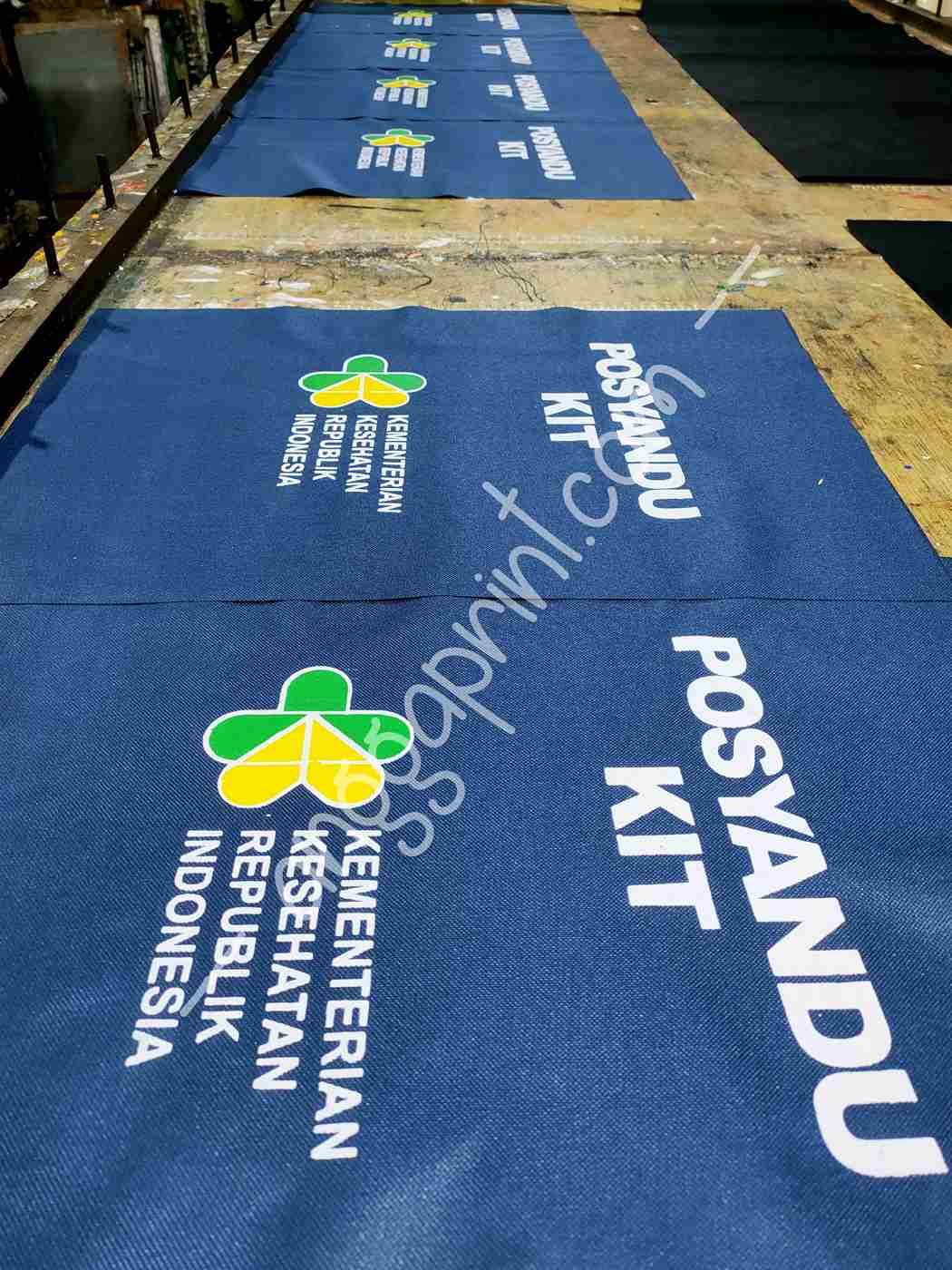 Sablon Tas Medis Custom untuk Faskes & Tim Tanggap Darurat, Tahan Disinfeksi, Identitas Jelas (4)