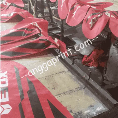 Jasa Sablon Sarung Raket Custom: Badminton, Tenis & Squash (3)