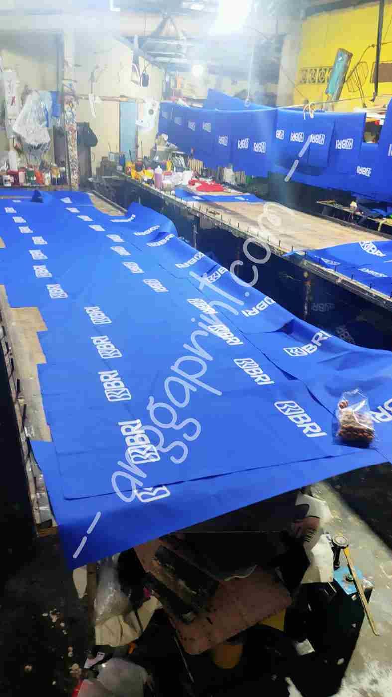 Sablon Sponbond Custom, Tas Promosi Ramah Lingkungan, Cetak Presisi (3)