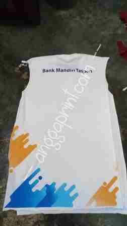 Sablon Kaos Custom: Bahan Nyaman, Warna Tajam, Hasil Tahan Lama (6)